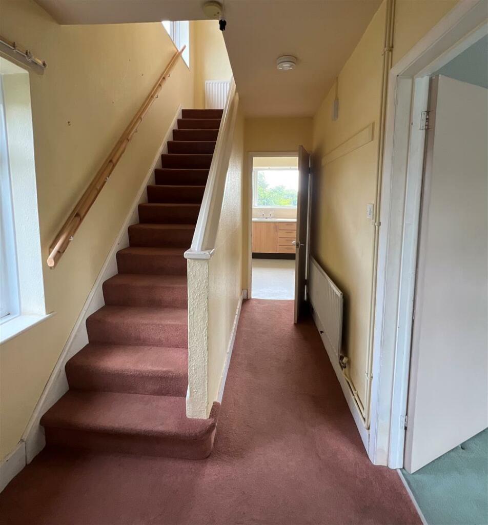 Hallway.jpg