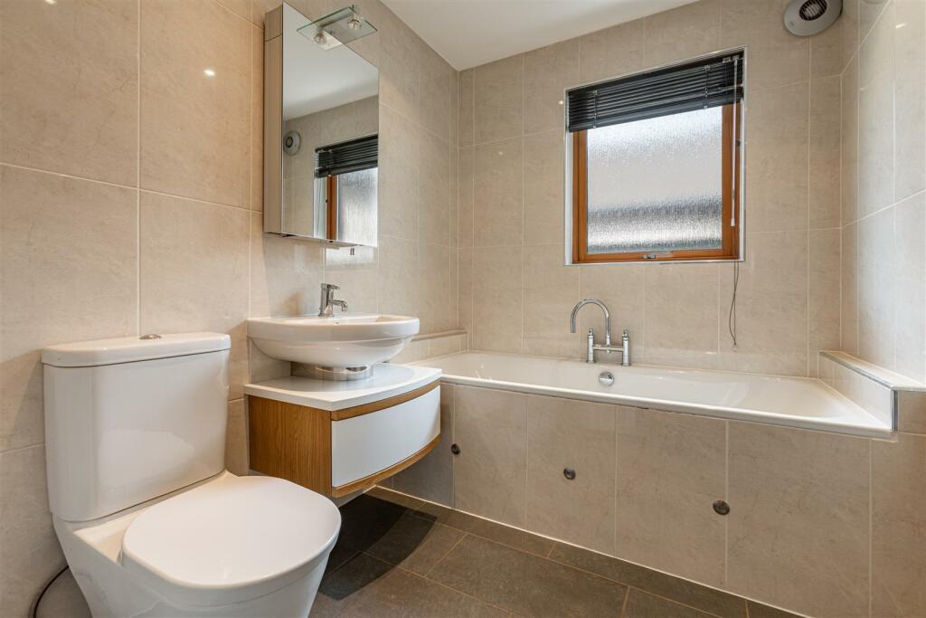 7 Hillside Drive Galashiels 45.JPG