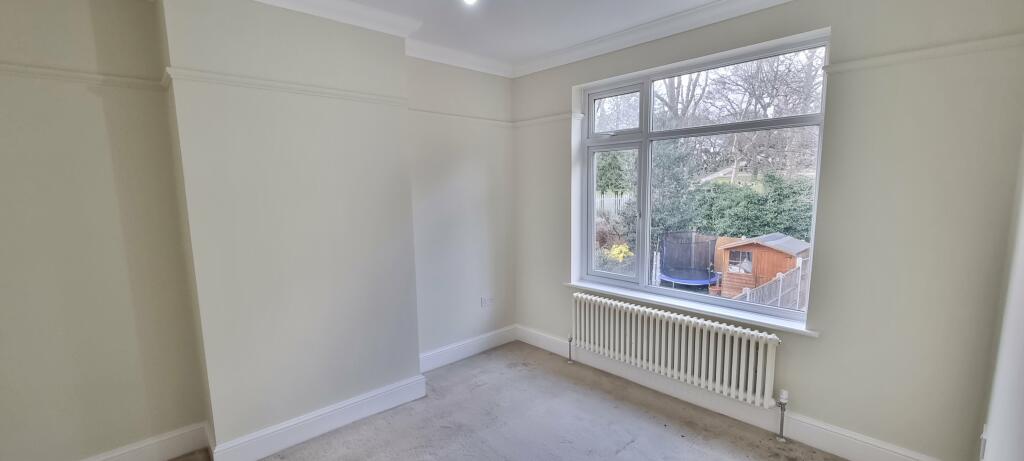 Bedroom 1 (1)