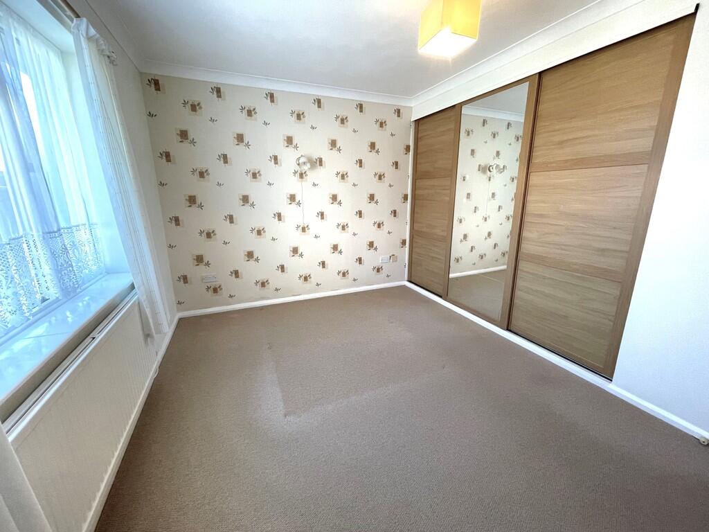 32 North Lane Bed...