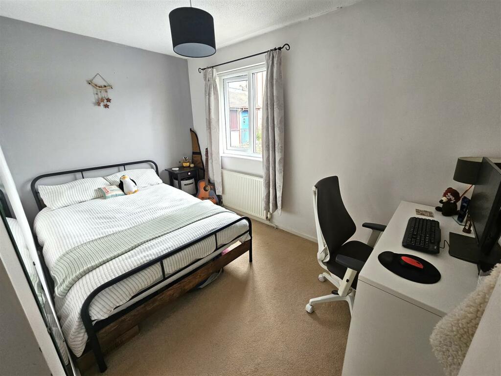 Bedroom 2.jpg