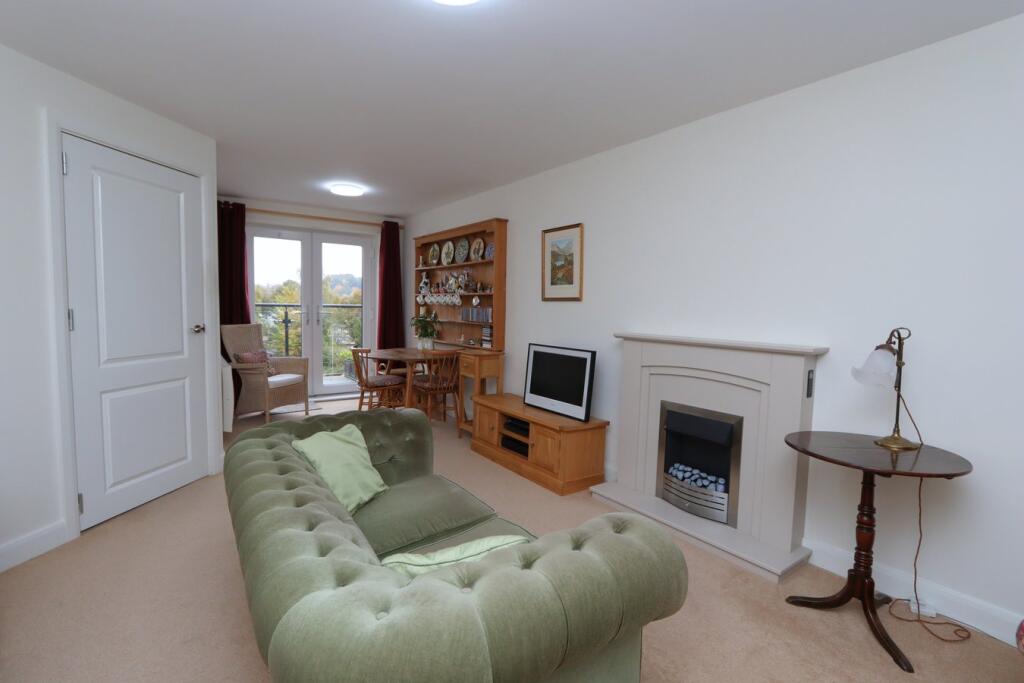 Living through dining room