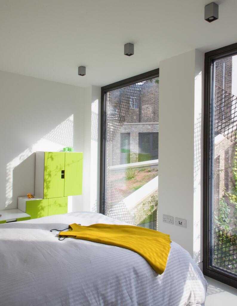 Second bedroom