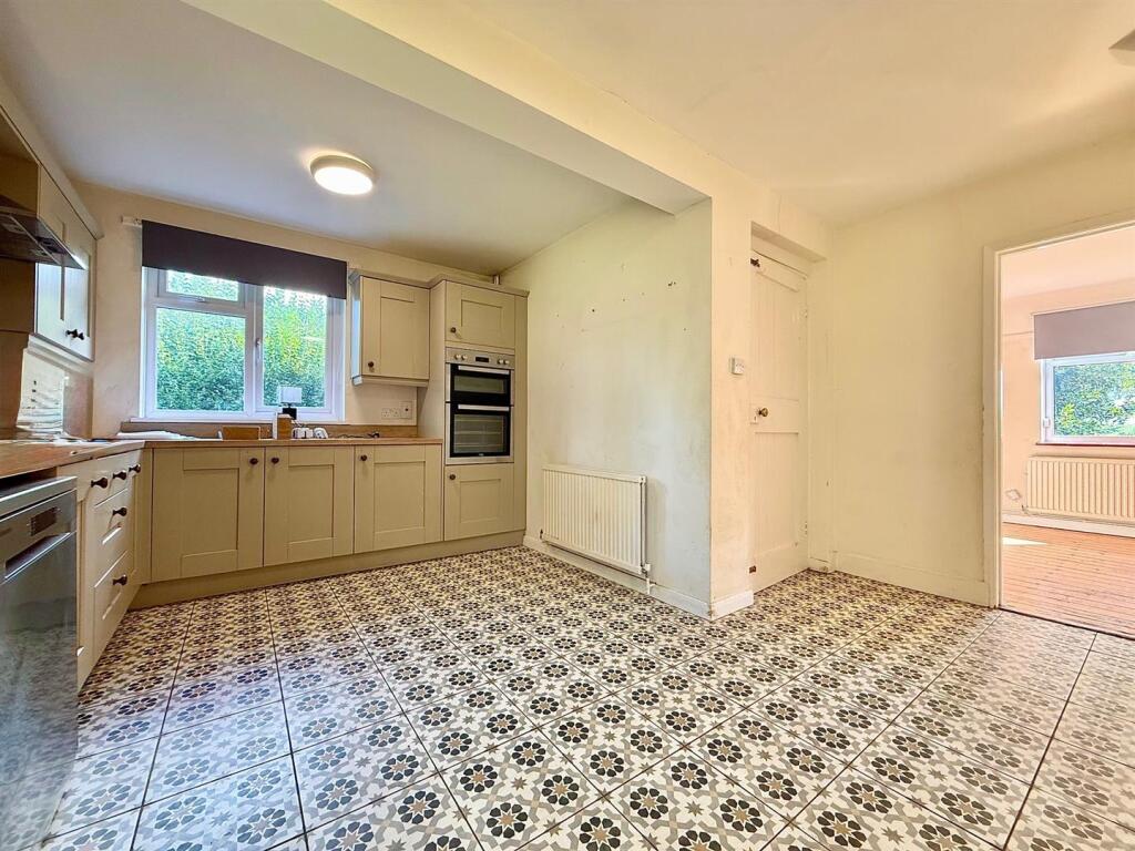Kitchen/Breakfast Room
