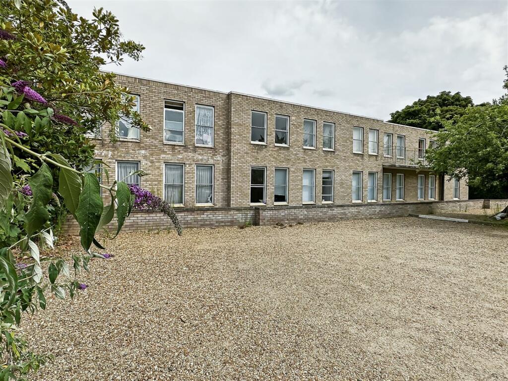 exterior.jpg