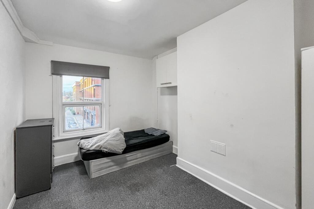 304A High Street, Sutton, Surrey, SM1 1PQ