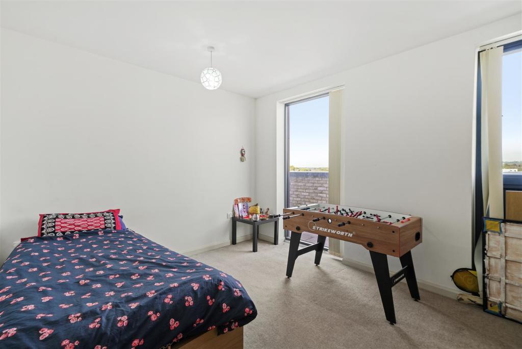 Flat 33, Tulip Court - pZGOw6QNRvgBGgACkBuc.jpg