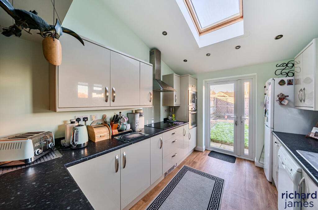 2f3f1af410954b8fad415e87212dfaf3