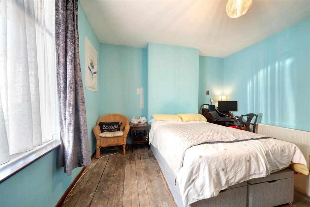 Purplett Street-14.jpg