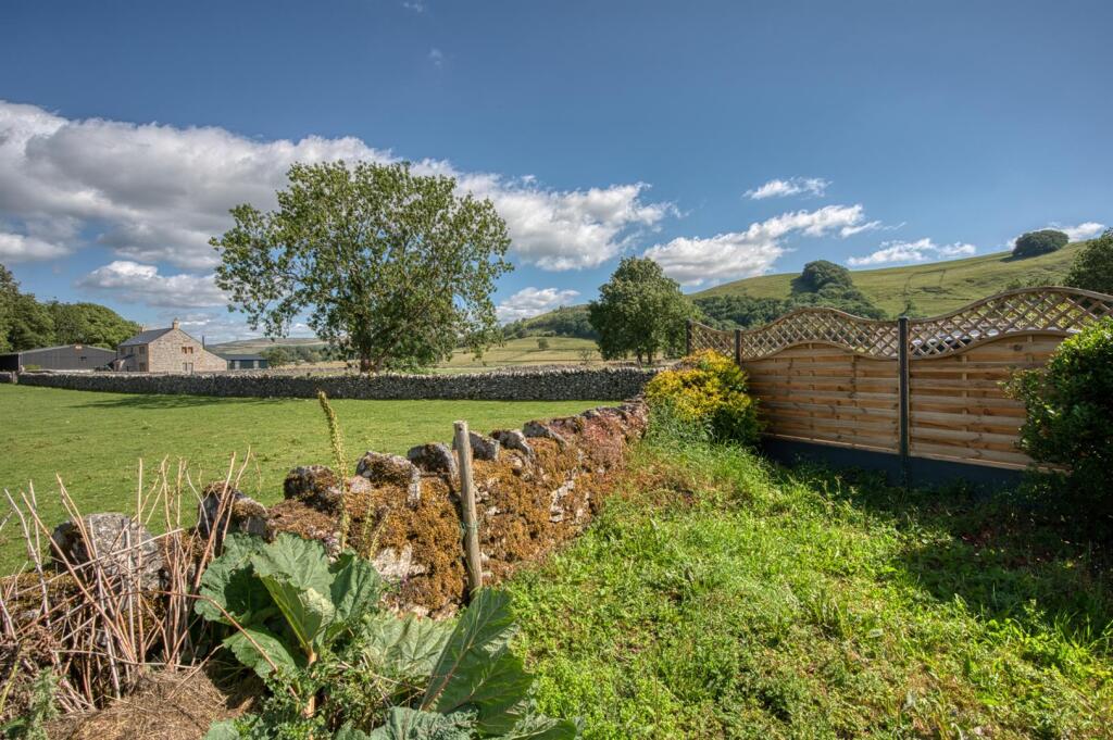 Saxton Mee 5 How Lane -0041.jpg