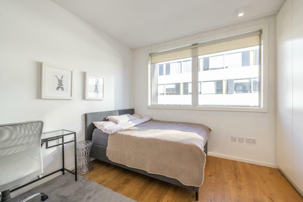 bedroom (1).jpg