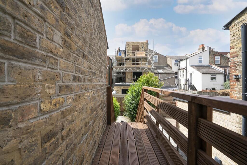 47 Gilbey Road SW17 0QQ external 4.jpg