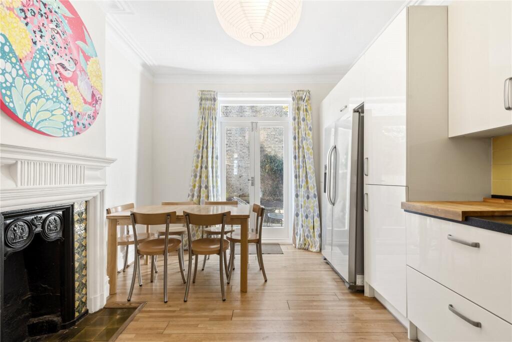 Breakfast Room
