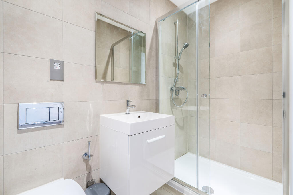Ensuite Shower Room