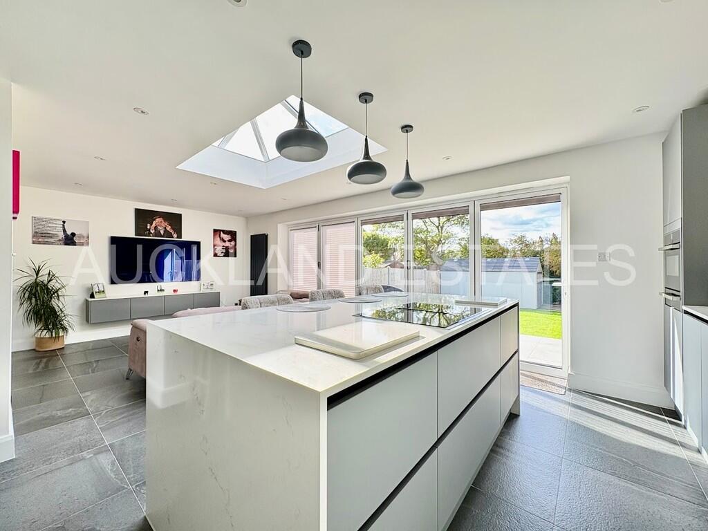 image00015-175809...