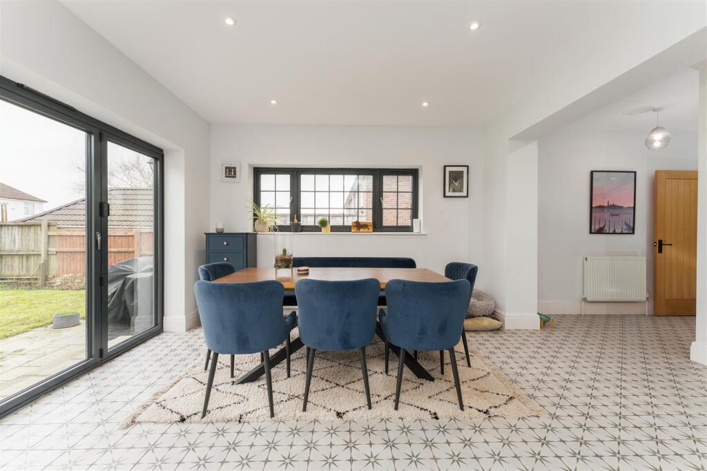 228ShirehamptonRoad-19.jpg