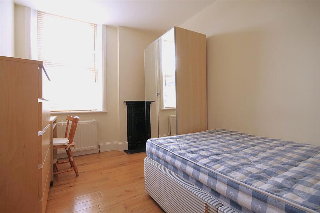 Bedroom 4.JPG