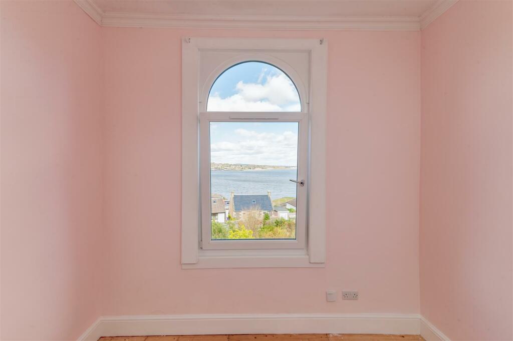 13 Isla Place Albert Street Tayport-10.jpg