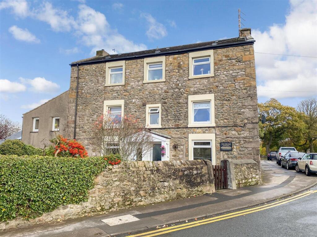 Welcome to one of Hest Banks most hsitorical homes