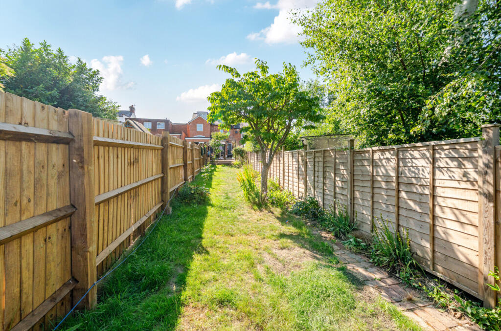 1309704-1-6852de0...