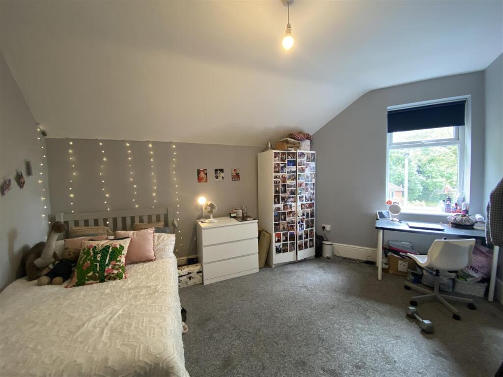 65bfr.room5.JPG