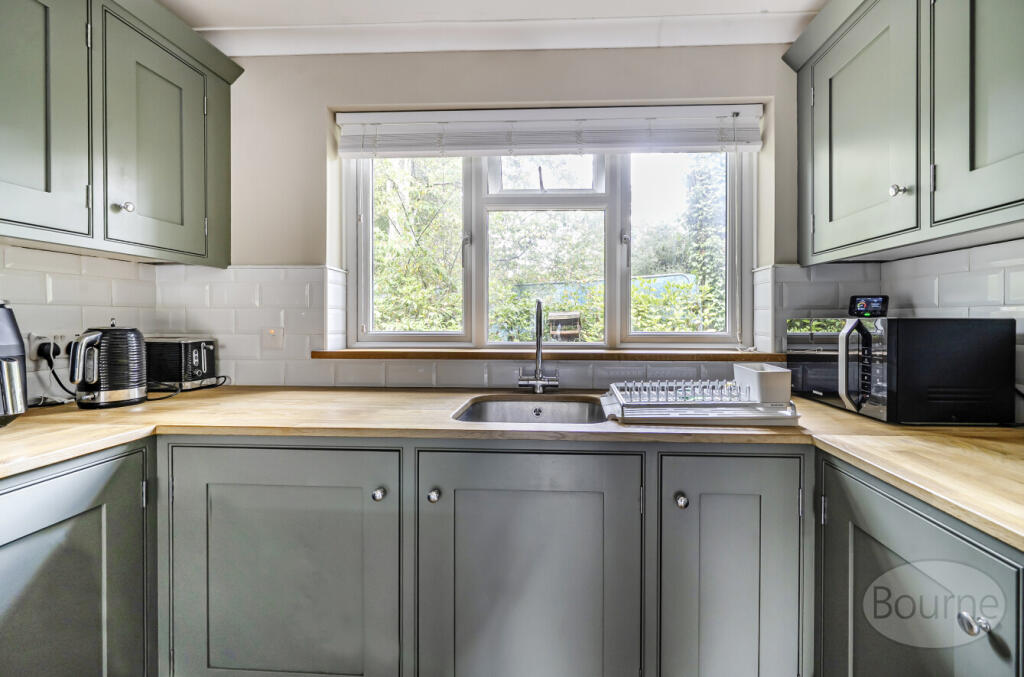 f803602e-697f-45f...