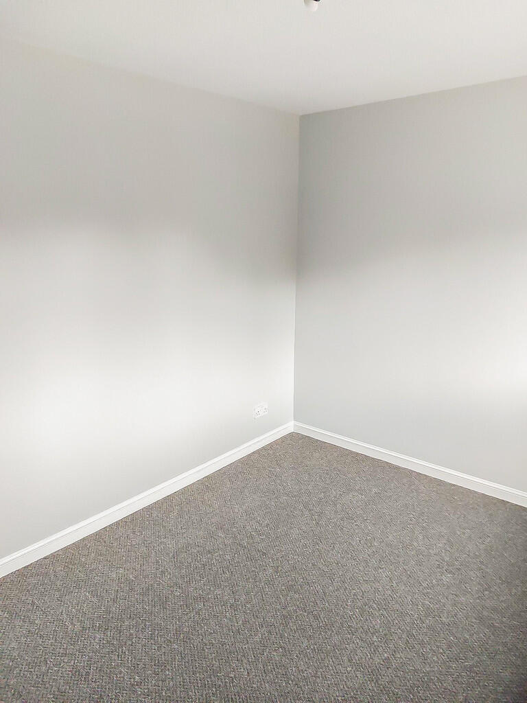 104 Bankton - Red...