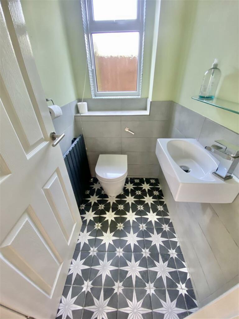 GUEST WC