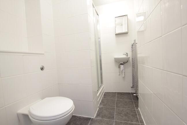 20 LG Sparsholt Road