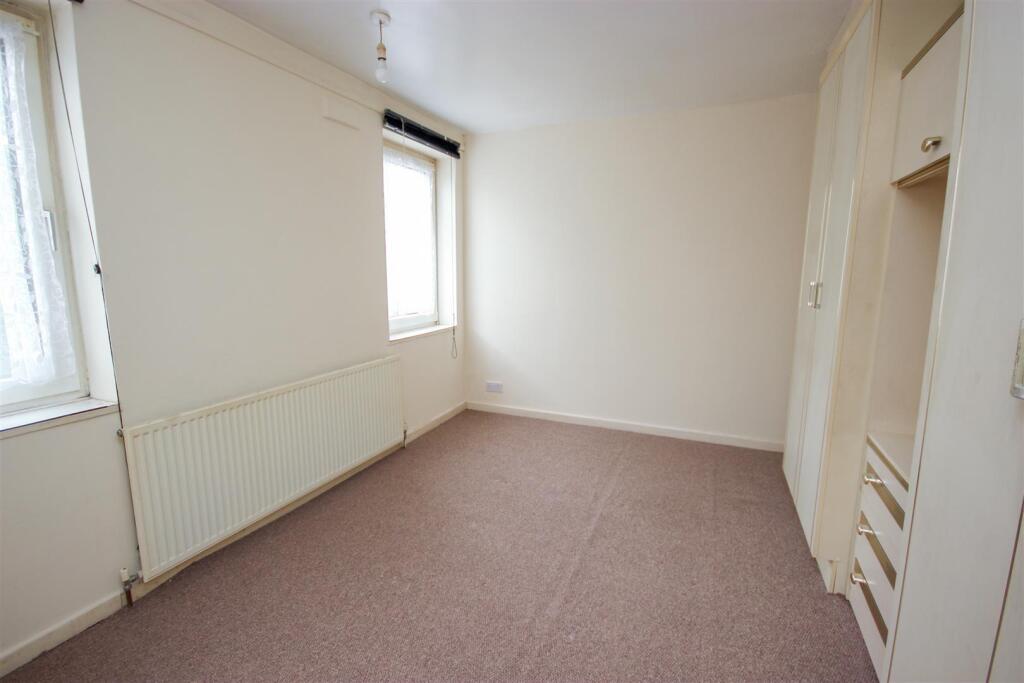 bedroom 3.jpg