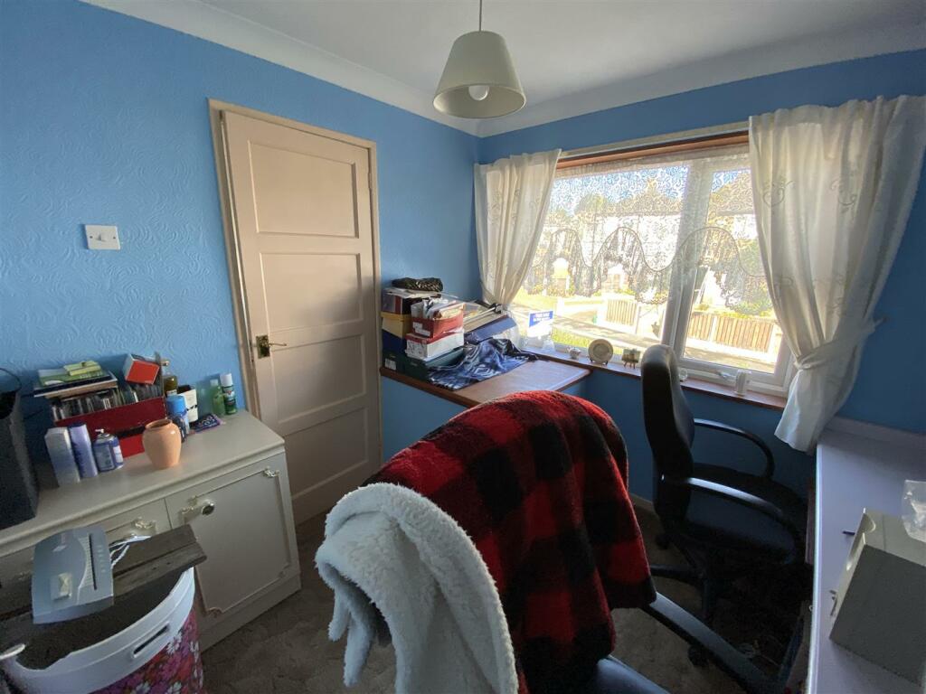 Bedroom no.3 front: