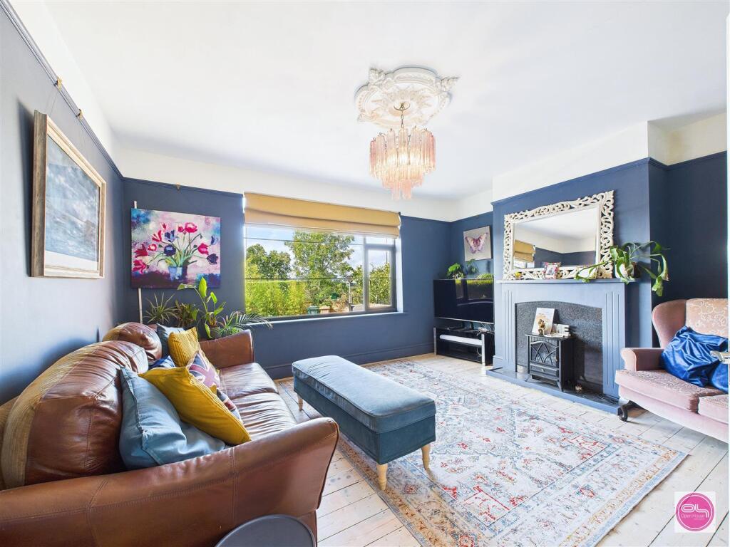 Burton Road, Castle Gresley (4).jpg