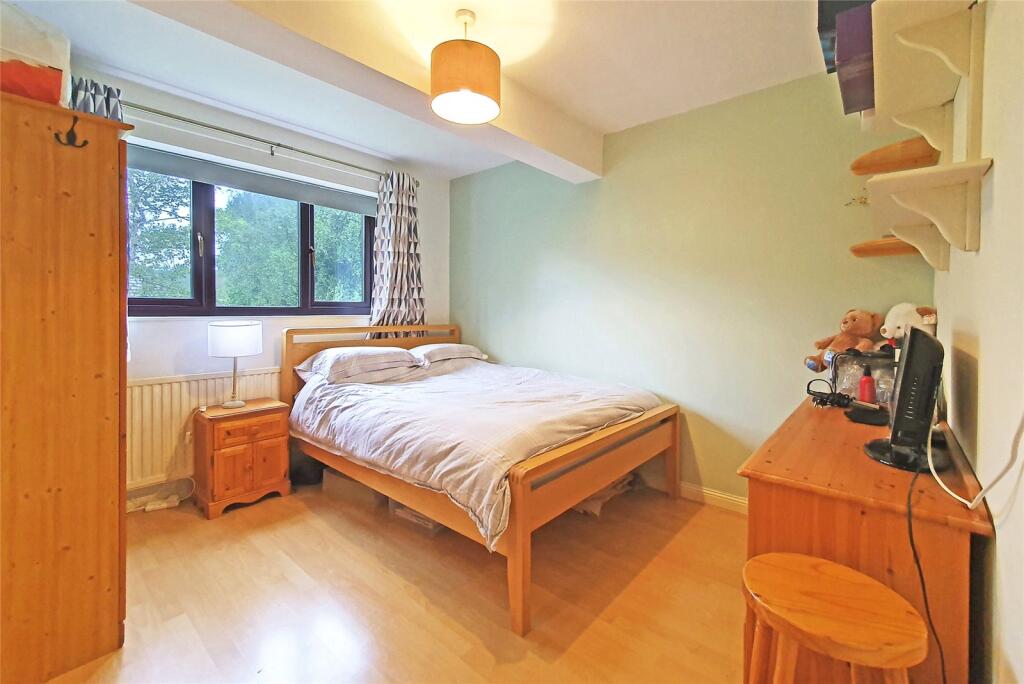 Guest Bedroom 4