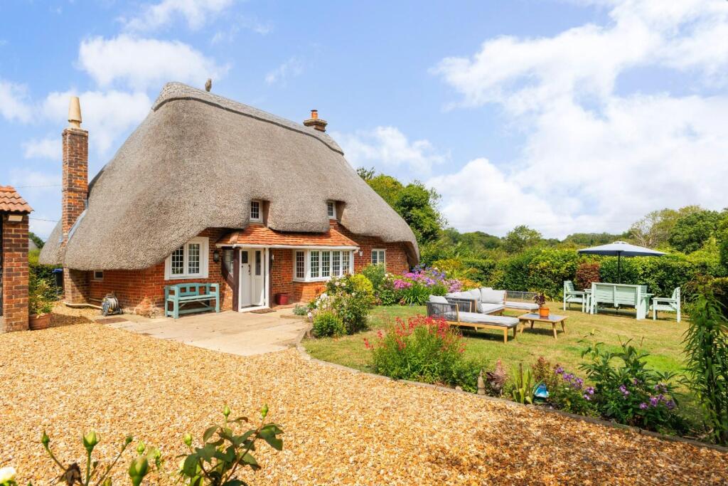 95836_Mill-Lane-Cottage-East-Winterslow  (8).jpg