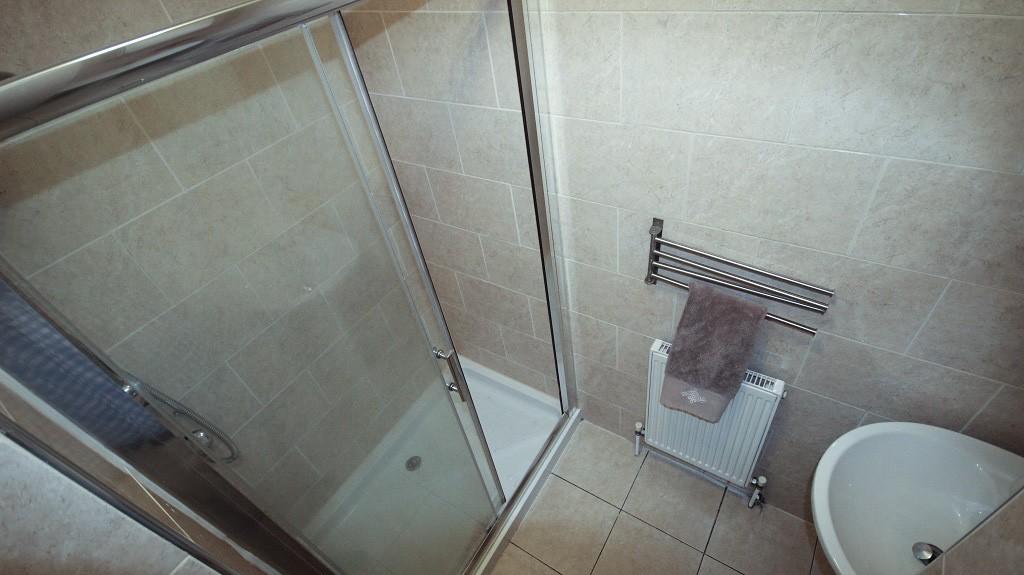 Shower Room 1