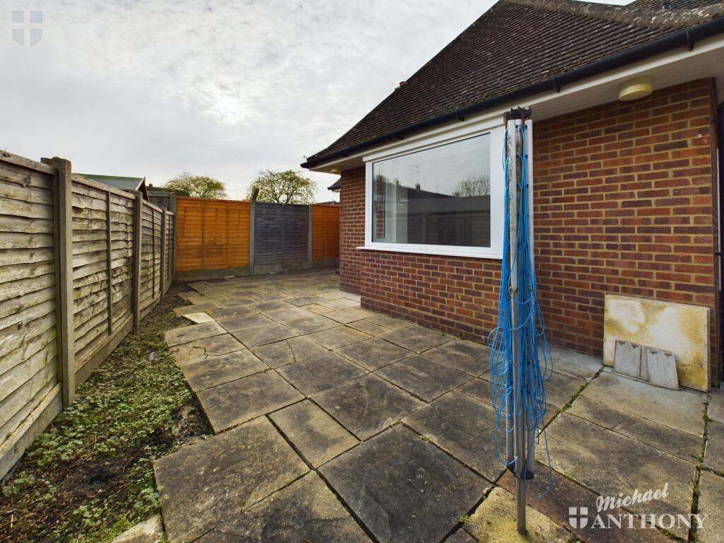 CAM03852G0-PR0141-STILL006