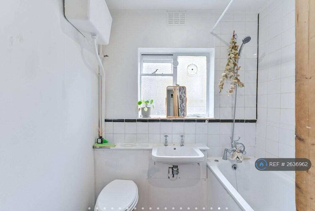 Bathroom/Shower