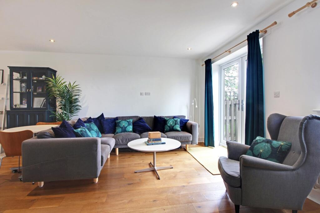 Open Plan Reception Room