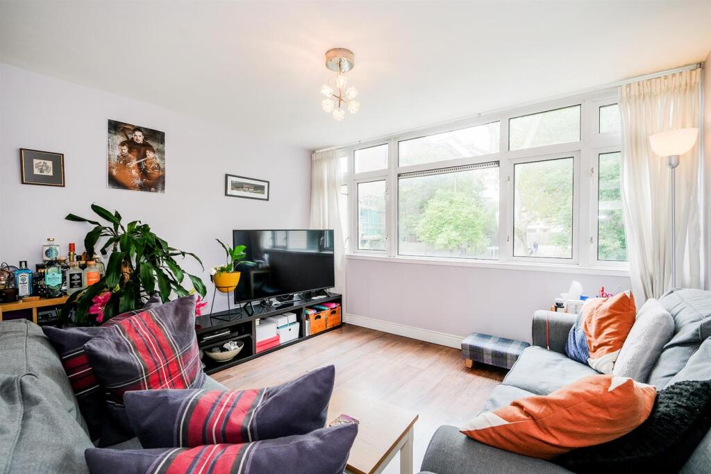 16 Carlton Terrace-13_web.jpg