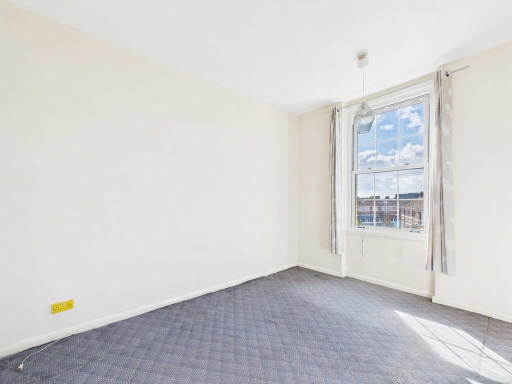 CAM03741G0-PR0114...