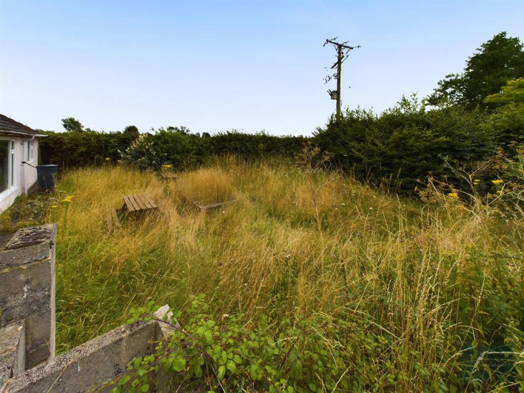 CAM02563G0-PR0095-ST