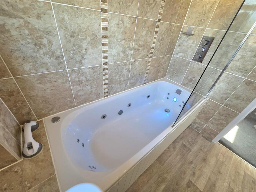 WhatsApp Image 2025-07-10 at 15.18.51 (8).jpeg