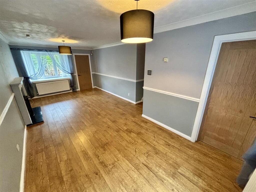 Open Plan Living and Dining Room