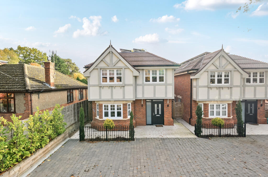 1371712-1-68f8a48...