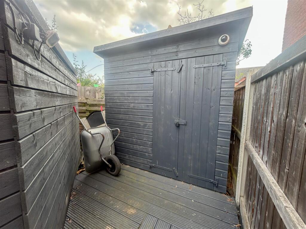 STORAGE SHED