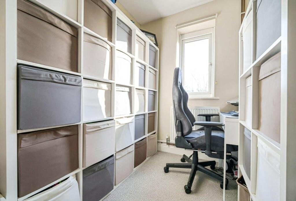 be6e1071-bed 203.jpg