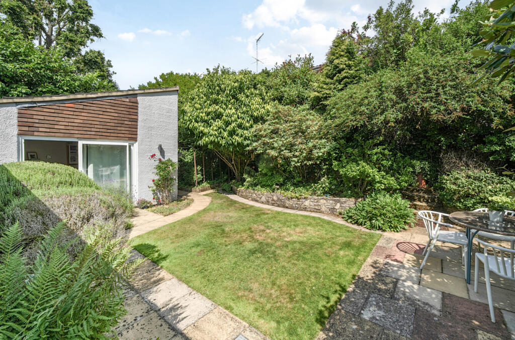 1313672-3-6855704...