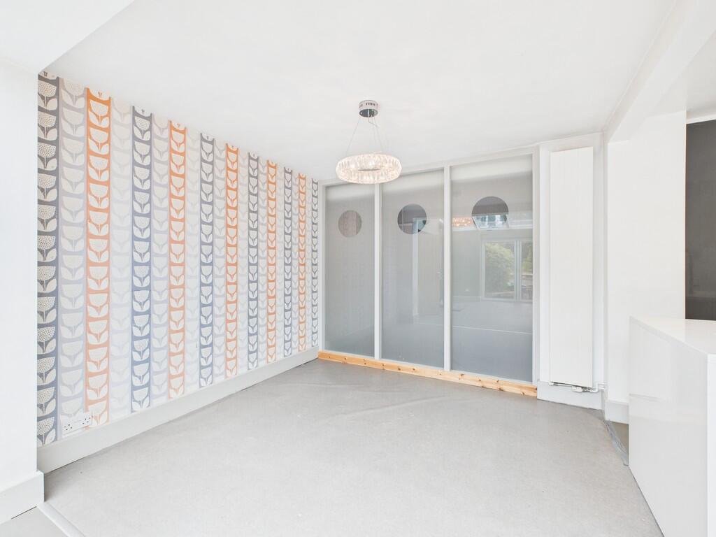 CAM04578G0-PR0030...