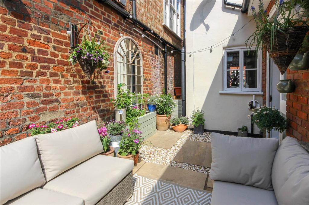 Courtyard Garden