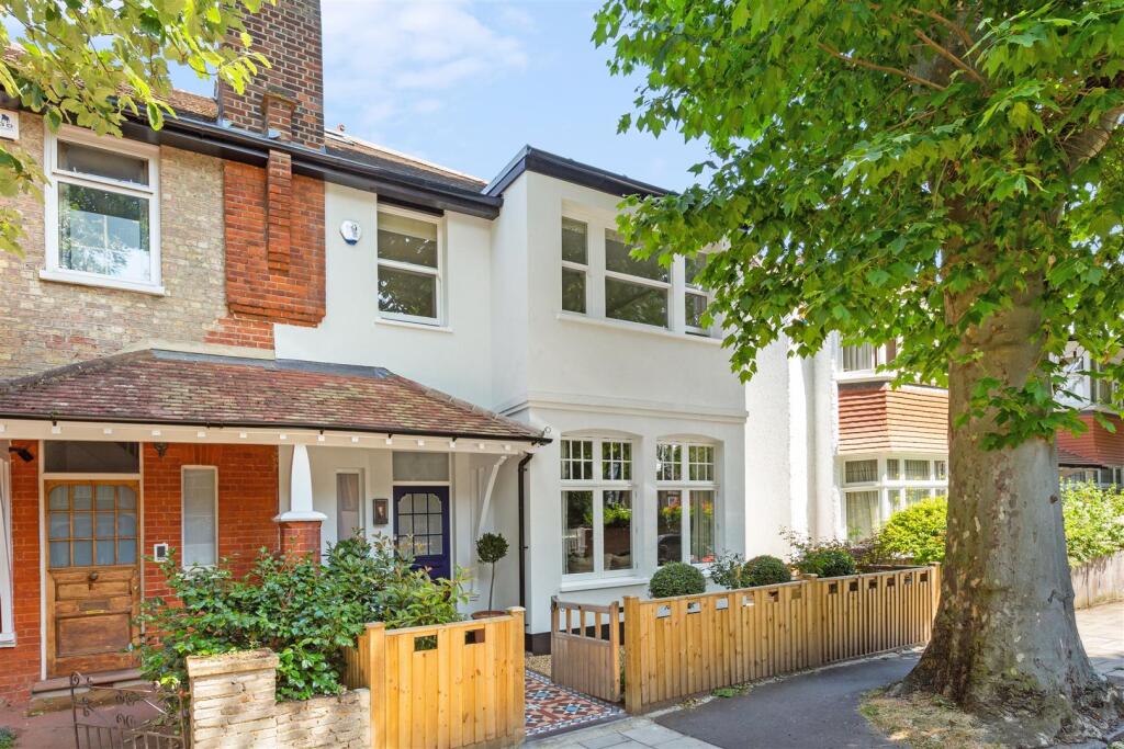 Abinger Road, W4 - FOR SALE